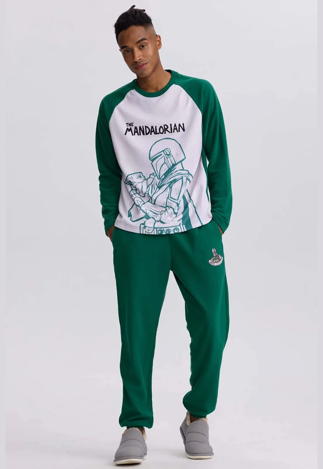 Pijama Mandalorian Verde Musgo - Image 4