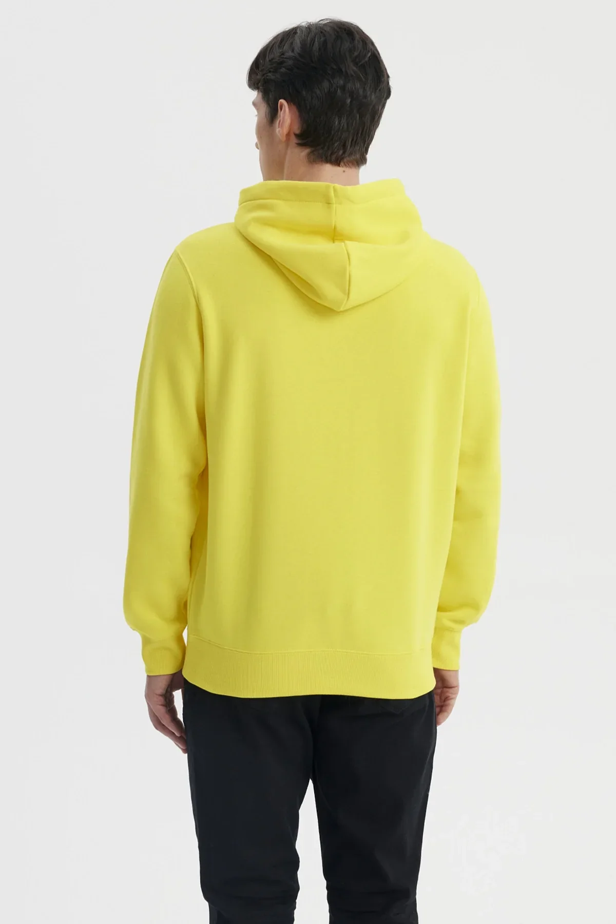Polerón Bob Esponja Amarillo - Image 3