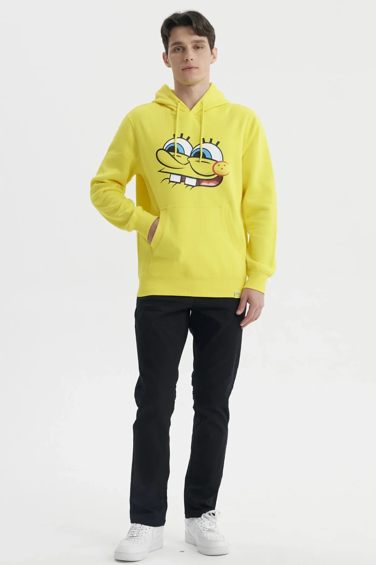 Polerón Bob Esponja Amarillo - Image 4