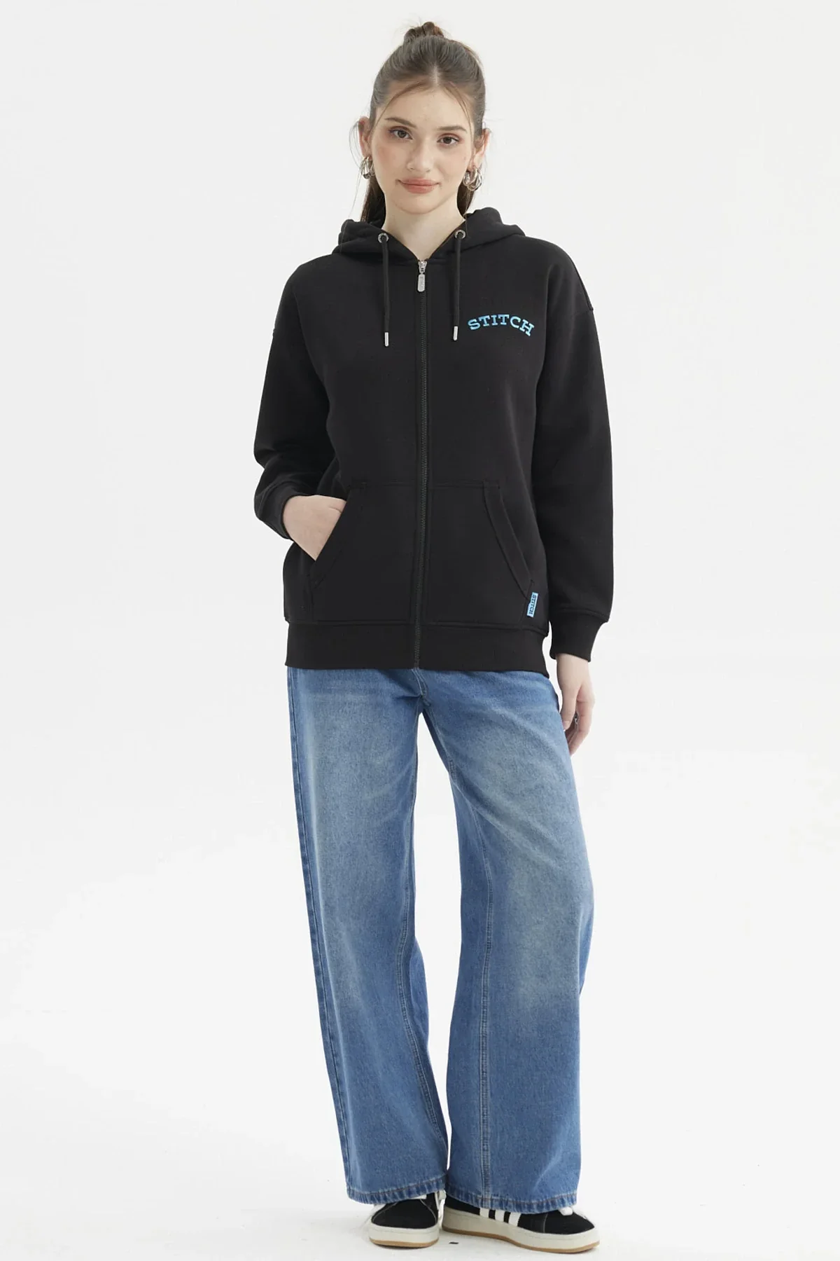 Polerón Stitch Negro - Image 4